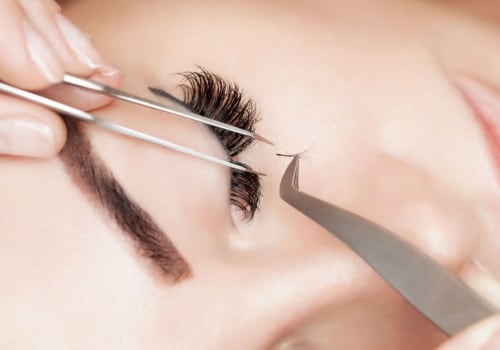 What happens when an eyelash gets behind your eye?